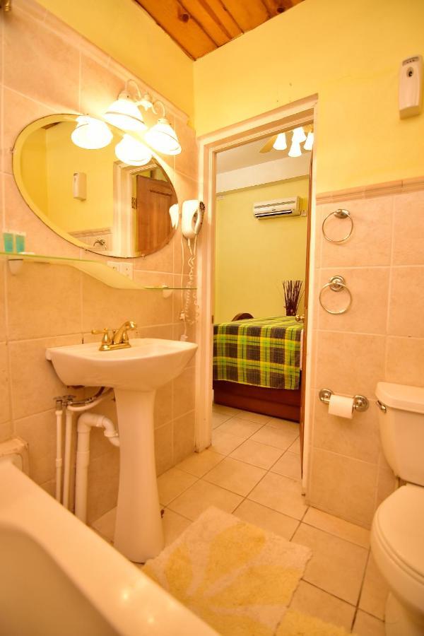 Beachfront Villa Gros Islet Exterior foto